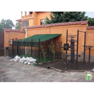 Зелені декоративні конструкції