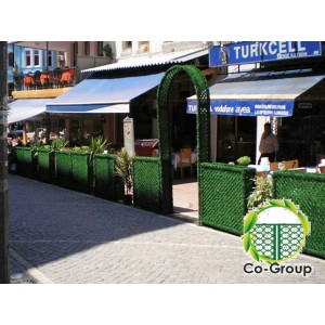 Зелені декоративні конструкції